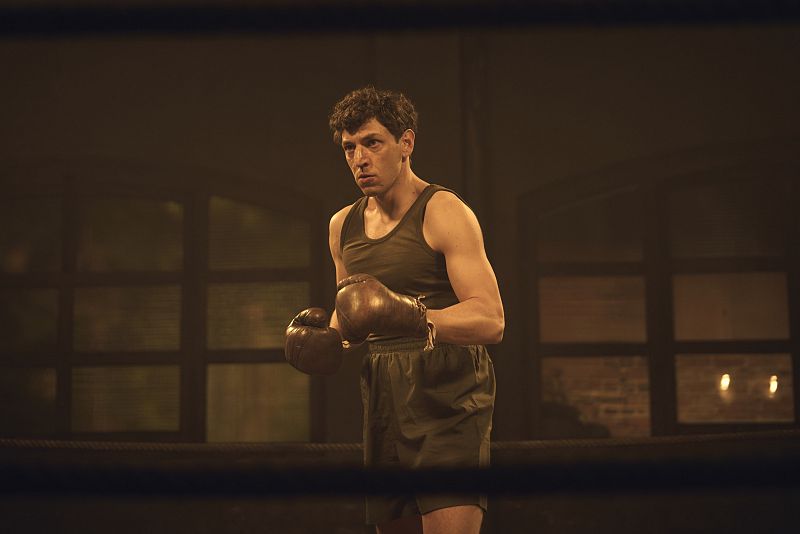 'Los pacientes del doctor García': Clara Stauffer asiste al combate de boxeo de Adrián