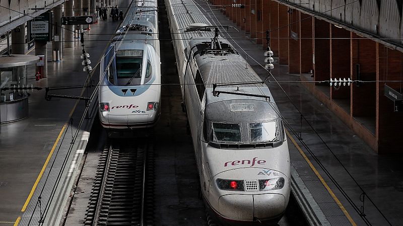 El Gobierno prevé poner en servicio el AVE entre Madrid y Asturias "a lo largo del mes de noviembre"