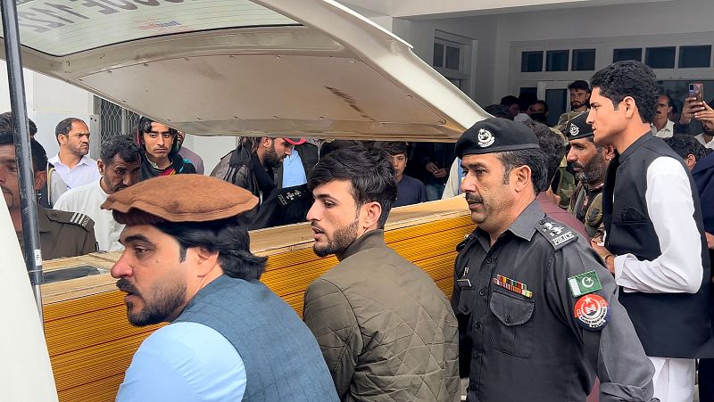 Al menos siete muertos en un tiroteo en una escuela de Pakistán