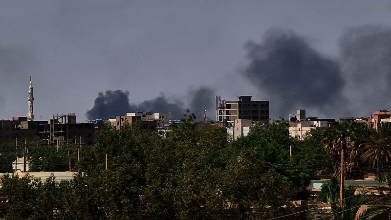 Los combates y bombardeos se recrudecen en Jartum en el primer día de la nueva tregua por el conflicto en Sudán