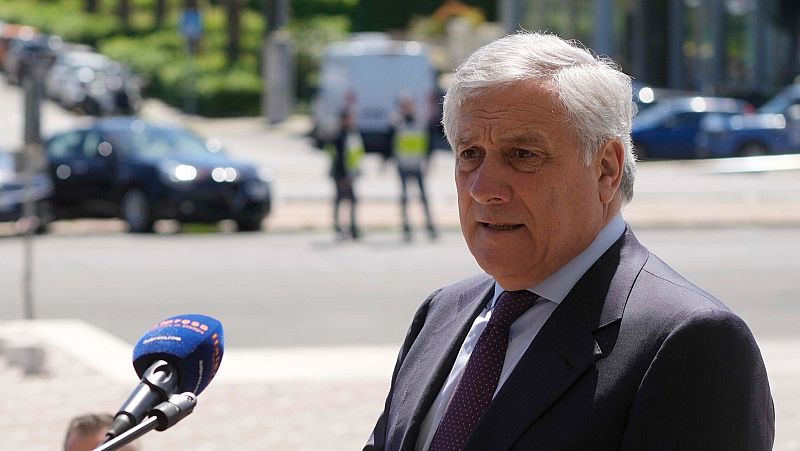 El ministro de Exteriores italiano cancela una visita oficial a París tras las críticas de Francia hacia su gestión migratoria
