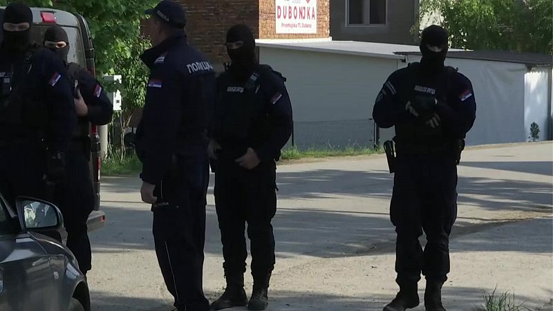 Un nuevo tiroteo en Serbia deja ocho muertos y 14 heridos