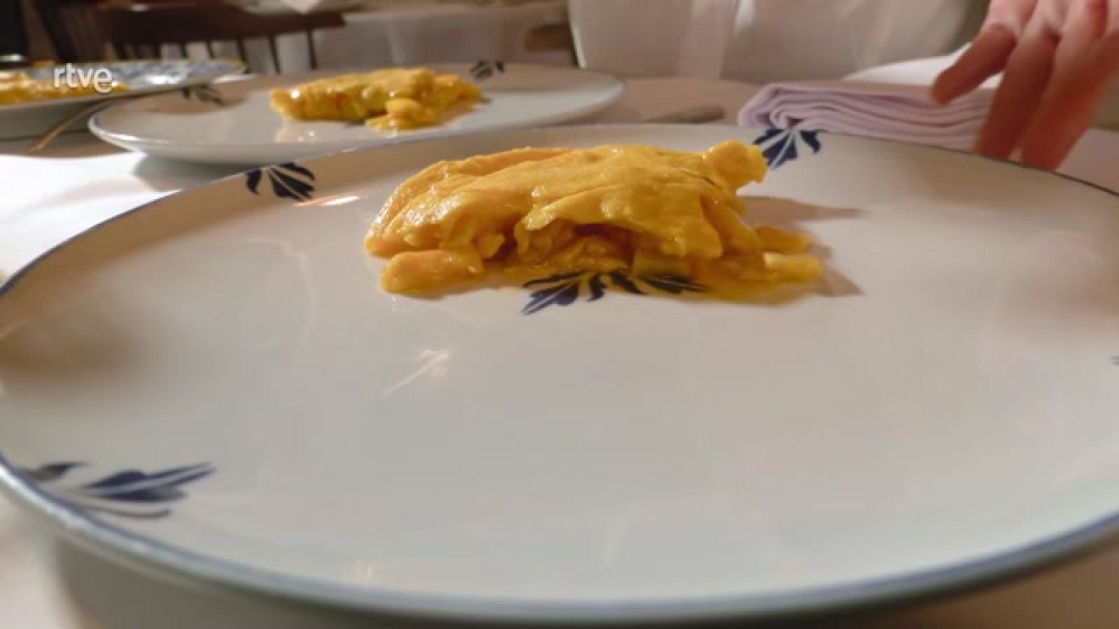 Así se elabora la auténtica tortilla de Betanzos - Ahora o nunca | Ver