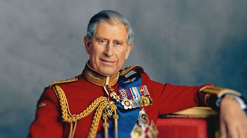 Himno nacional, monedas o sellos: los cambios en el día a día de los británicos con el rey Carlos III