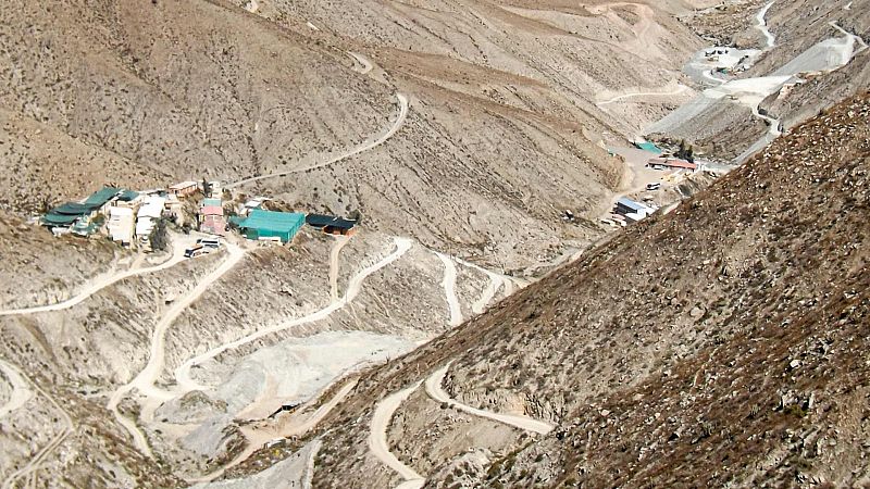 Mueren 27 personas en el incendio de una mina en la región peruana de Arequipa