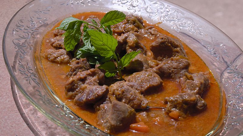 Receta de caldereta de carne en salsa. Fcil, rpida y deliciosa: para mojar!