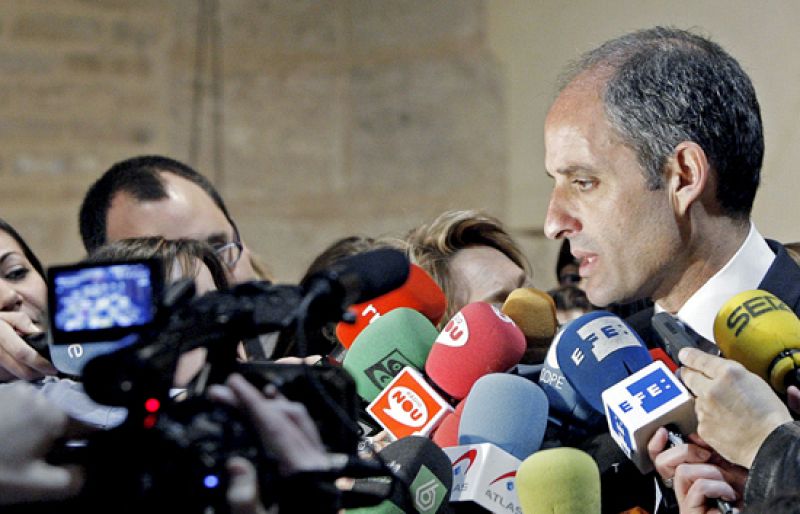 Camps asume "con paz" que Garzón le implique en el caso Gürtel y confía en la Justicia