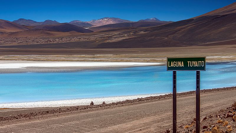 ¿Cuál es el volcán más raro del mundo? ¡Su lava es magnética!