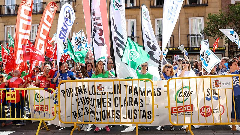 Las asociaciones de jueces y fiscales estudiarán la propuesta del Gobierno para seguir negociando el jueves