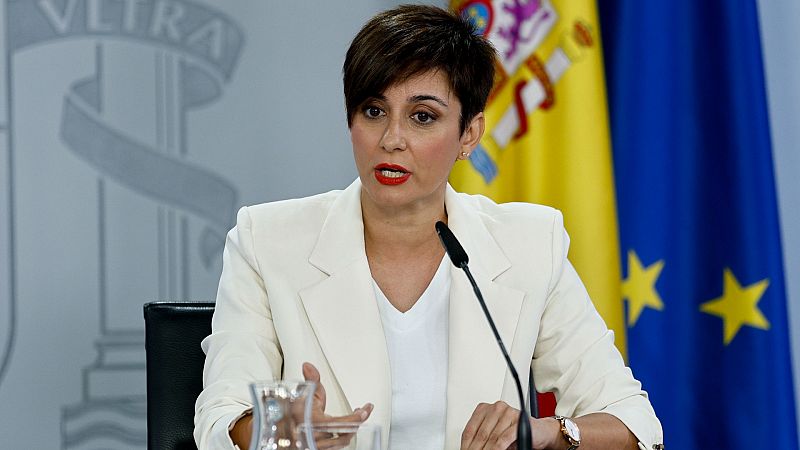 El Gobierno cree que a Bildu "le quedan muchos pasos que dar" tras renunciar a las listas: "Han ganado las víctimas"