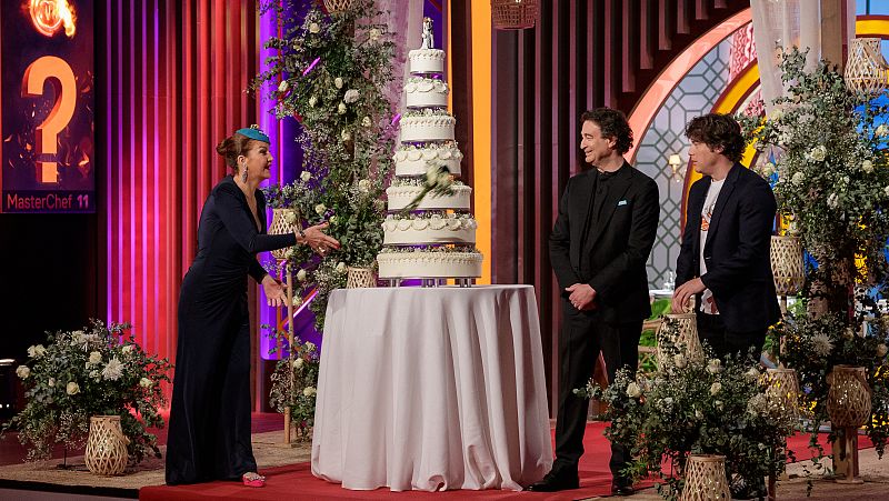 El accidente con una tarta nupcial en MasterChef 11. ¿Quién ha sido el culpable?