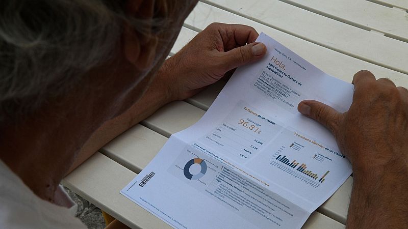 El precio de la luz repunta este viernes un 16%, hasta los 60,27 euros/MWh