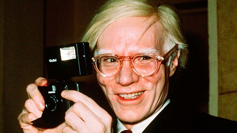 El Supremo de EE.UU. sentencia que Warhol infringió los derechos de una fotógrafa al usar una imagen de Prince