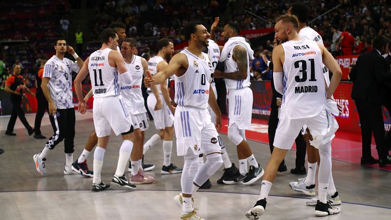 Barcelona 66-78 Real Madrid: El Madrid repite la historia del año pasado con unos estelares Tavares y 'Chacho' Rodríguez