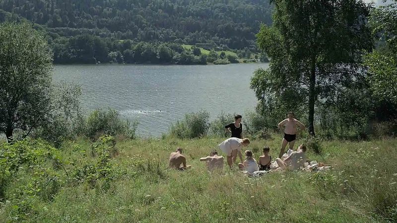 'La zona de interés', la adaptación ya póstuma de Martin Amis sobre la idílica vida de los nazis en Auschwitz