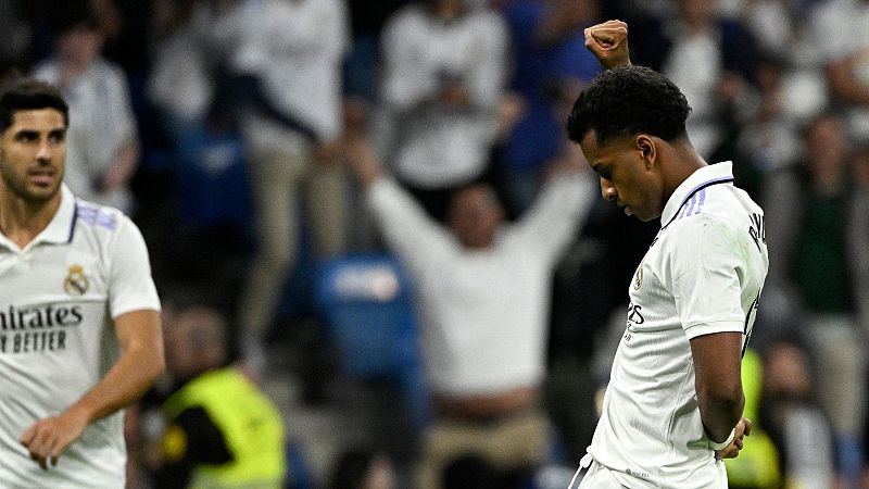 El Real Madrid le regala a Vinicius una victoria por la mínima ante el Rayo