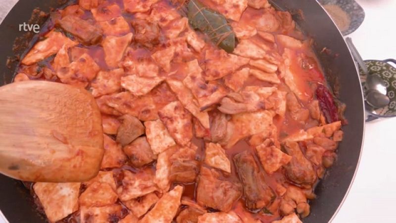 Receta de gazpachos manchegos: fcil, saciante y llena de sabor