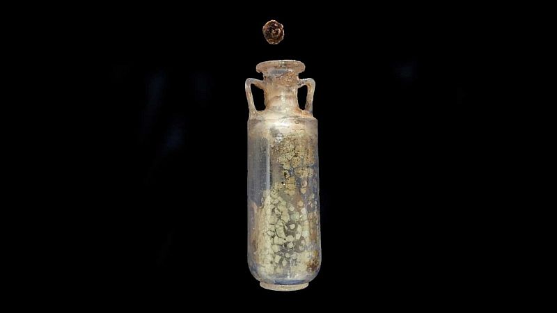 Identifican el olor a pachulí en un perfume romano de hace 2.000 años hallado en la localidad sevillana de Carmona