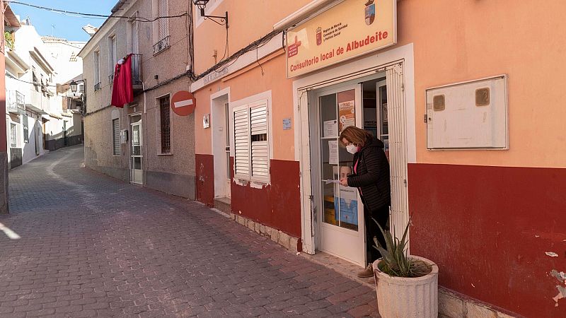 Detenidos dos candidatos del PSOE y otras 11 personas por la presunta compra de votos en Albudeite, Murcia