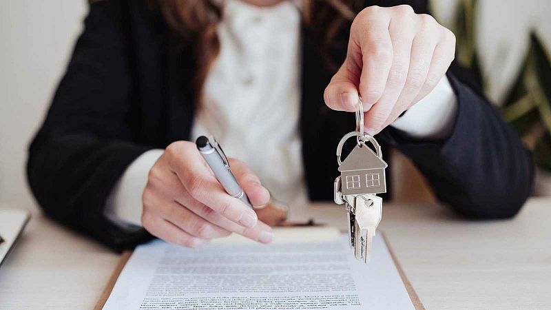 Las hipotecas de viviendas se desploman un 15,7% en marzo y el interés medio roza el 3%
