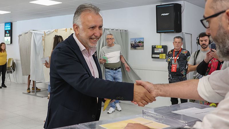 El PSOE gana en Canarias pero no puede reeditar el 'pacto de las flores' y Coalición Canaria tiene la llave de Gobierno