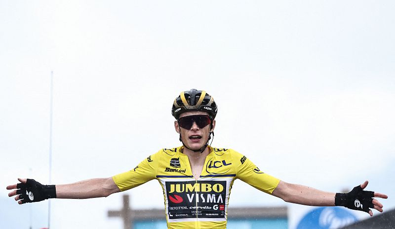 Jonas Vingegaard vuelve a exhibirse en la Croix de Fer para sellar su victoria en el Critérium du Dauphiné