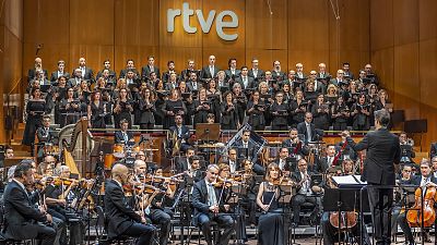 La Orquesta Sinfnica y Coro RTVE toca en directo en 'A media maana'