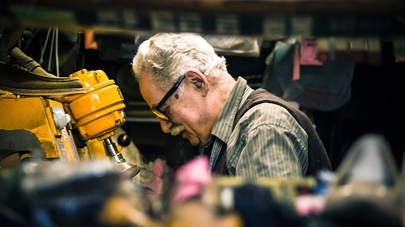 Residencias, inmobiliarias y transportes: ¿dónde se encuentran las plantillas más envejecidas?