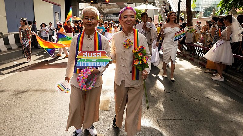 Tailandia celebra el Orgullo LGTBI+ con una gran marcha en Bangkok y la vista puesta en el matrimonio igualitario