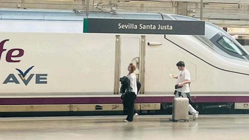 Renfe pone ya a la venta los billetes para jóvenes con descuento de hasta el 90% este verano