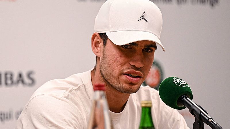 Alcaraz explica qué le ha pasado ante Djokovic: "La tensión me ha generado tirones en todo el cuerpo"