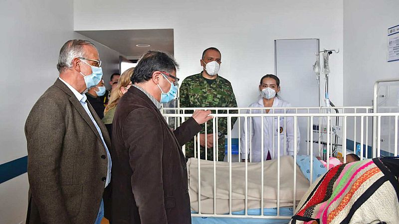 Los niños colombianos rescatados tras perderse 40 días en la selva están en "condiciones clínicas aceptables"