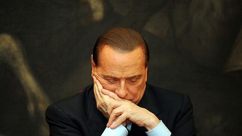 La Italia que alumbró Berlusconi: populismo, televisión y sus 'herederos' Meloni y Salvini