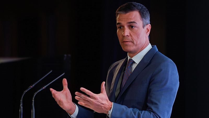 Sánchez avisa de que la política de "derogación" de Feijóo puede "paralizar" los fondos europeos