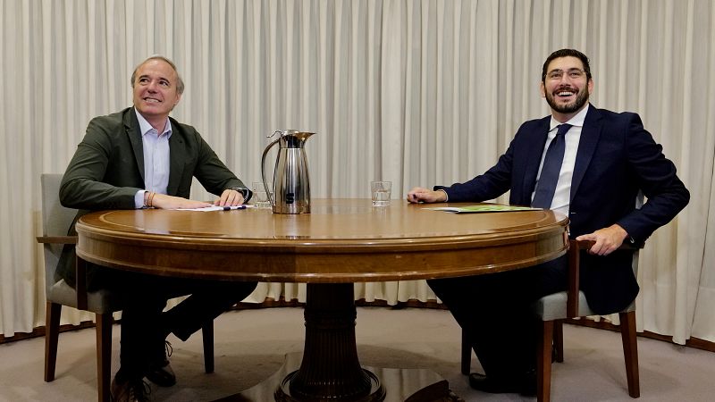 Azcón busca para su investidura en Aragón un acuerdo programático con Vox, que insiste en entrar en el Gobierno