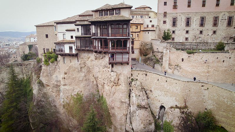 Conoces los rascacielos medievales de Cuenca?