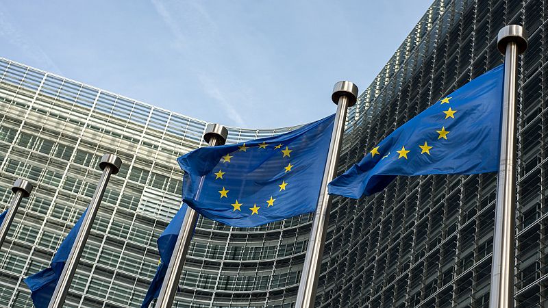 El Banco Central Europeo baja el crecimiento para la eurozona al 0,9% en 2023 y eleva la inflación al 5,4%