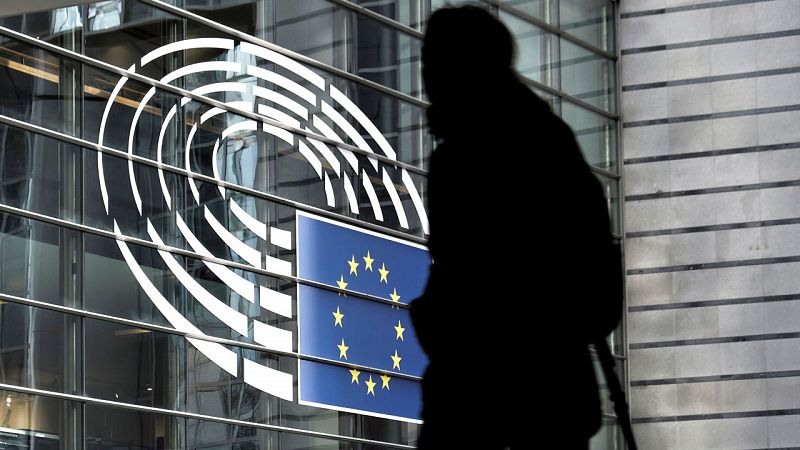 El Parlamento Europeo pide a España que aclare el espionaje con Pegasus y emprenda la reforma del CNI