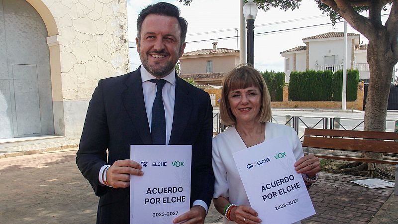 PP y Vox cierran acuerdos en Toledo, Guadalajara, Burgos, Elche, Valladolid y otros nueve ayuntamientos