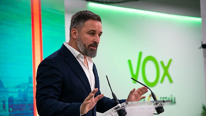 Abascal aboga por extender al resto de España el pacto PP-Vox y celebra que un torero "dé la puntilla" a Puig