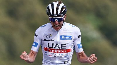 Tadej Pogacar saca su rabia para vencer en Le Markstein; Jonas Vingegaard, ganador virtual del Tour de Francia 2023