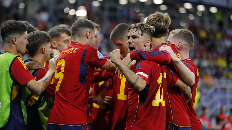 La selección española vence y convence ante Rumanía en su estreno en el Europeo sub-21