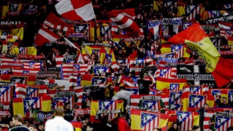 El Atlético Madrid convocará una votación vinculante para ver si vuelve al antiguo escudo