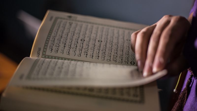 La policía sueca autoriza la primera quema pública del Corán tras revocar los tribunales una prohibición anterior