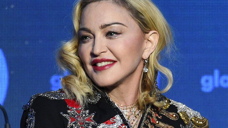 Madonna se recupera en casa y "está mejor" tras estar ingresada en la UCI