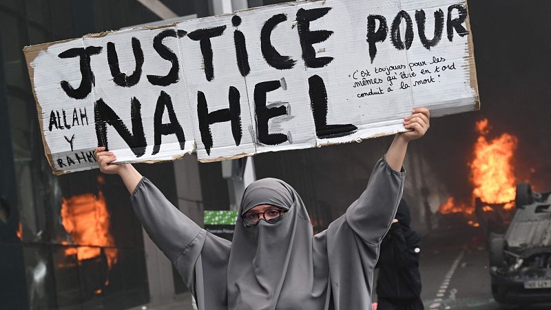 Más de 600 detenidos en la tercera noche de disturbios en Francia tras la muerte de un joven a manos de la Policía