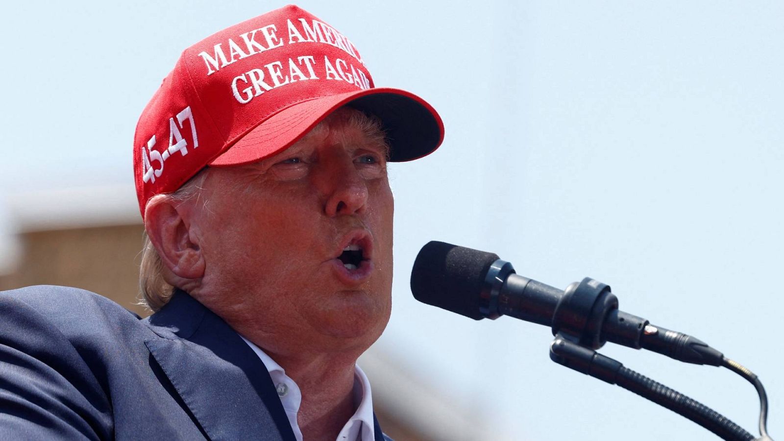 Trump presion al gobernador de Arizona para que anulara el triunfo de Biden