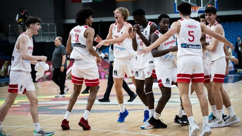 La selección española Sub-19 se proclama campeona del mundo 24 años después