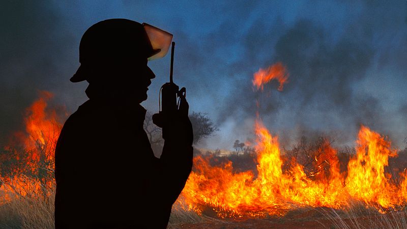 Canadá se enfrenta a un infierno insólito: casi 900 incendios activos, de los que más de la mitad están fuera de control