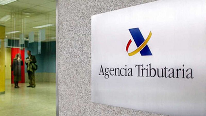 Los declarantes del IRPF con rentas de menos de 12.000 euros cayeron un 5,8% en 2021